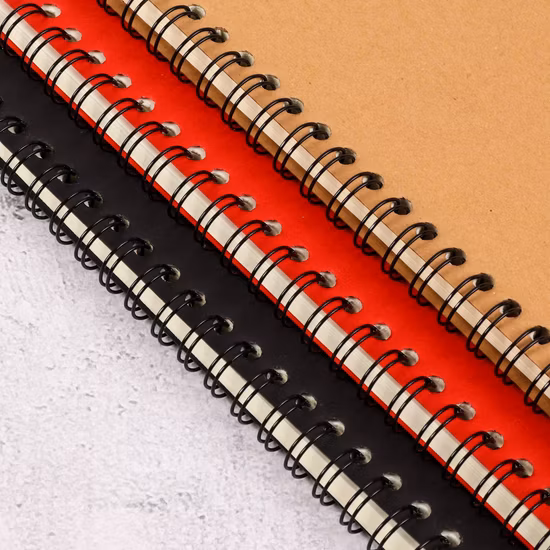 カスタム レザー ノートブック 印刷されたアジェンダ プランナー ジャーナル ノートブック メタル リング バインディング付き